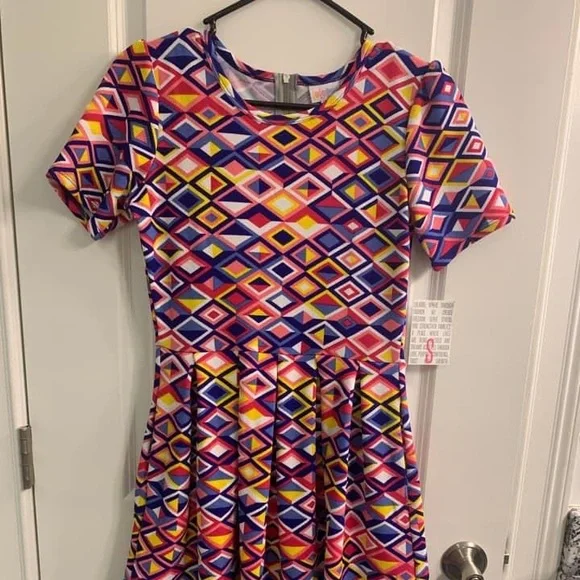 NEW LulaRoe Amelia Dress - size small. Never worn. Still has tags. - Picture 1 of 2